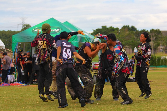 曾长期在联 曾长期在联